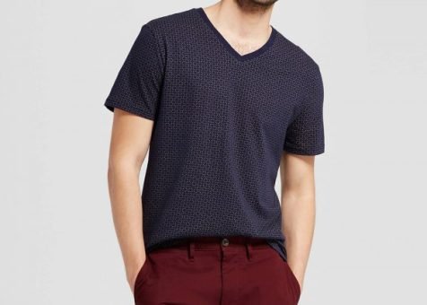 Mens-Standard-Fit-Short-Sleeve-V-Neck-T-Shirt01-1-600×764